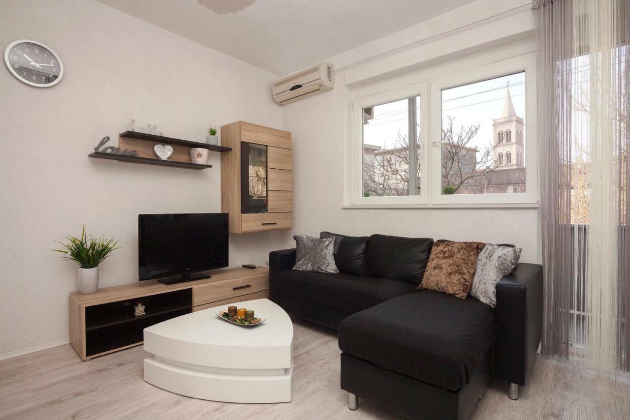 Royal View Apartment ซาดาร์ ภายนอก รูปภาพ