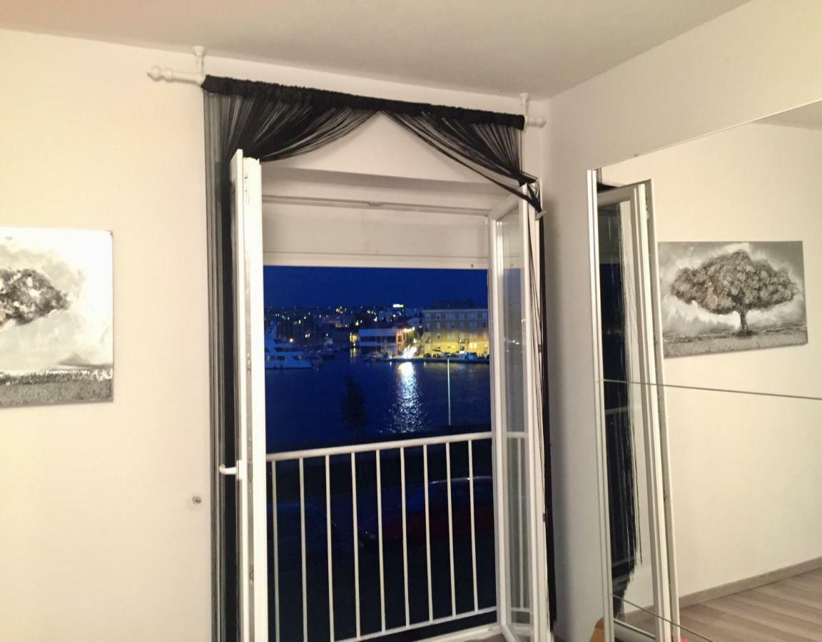 Royal View Apartment ซาดาร์ ภายนอก รูปภาพ